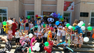 "Лето красное, звонче пой!"