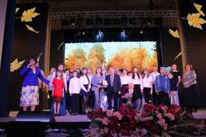 ПОЭЗИЯ ПРИРОДЫ И ЛЮБВИ