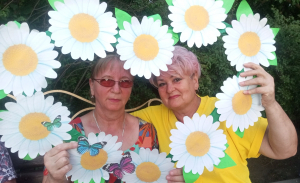 Уличная поздравительная акция "Ромашковое настроение"